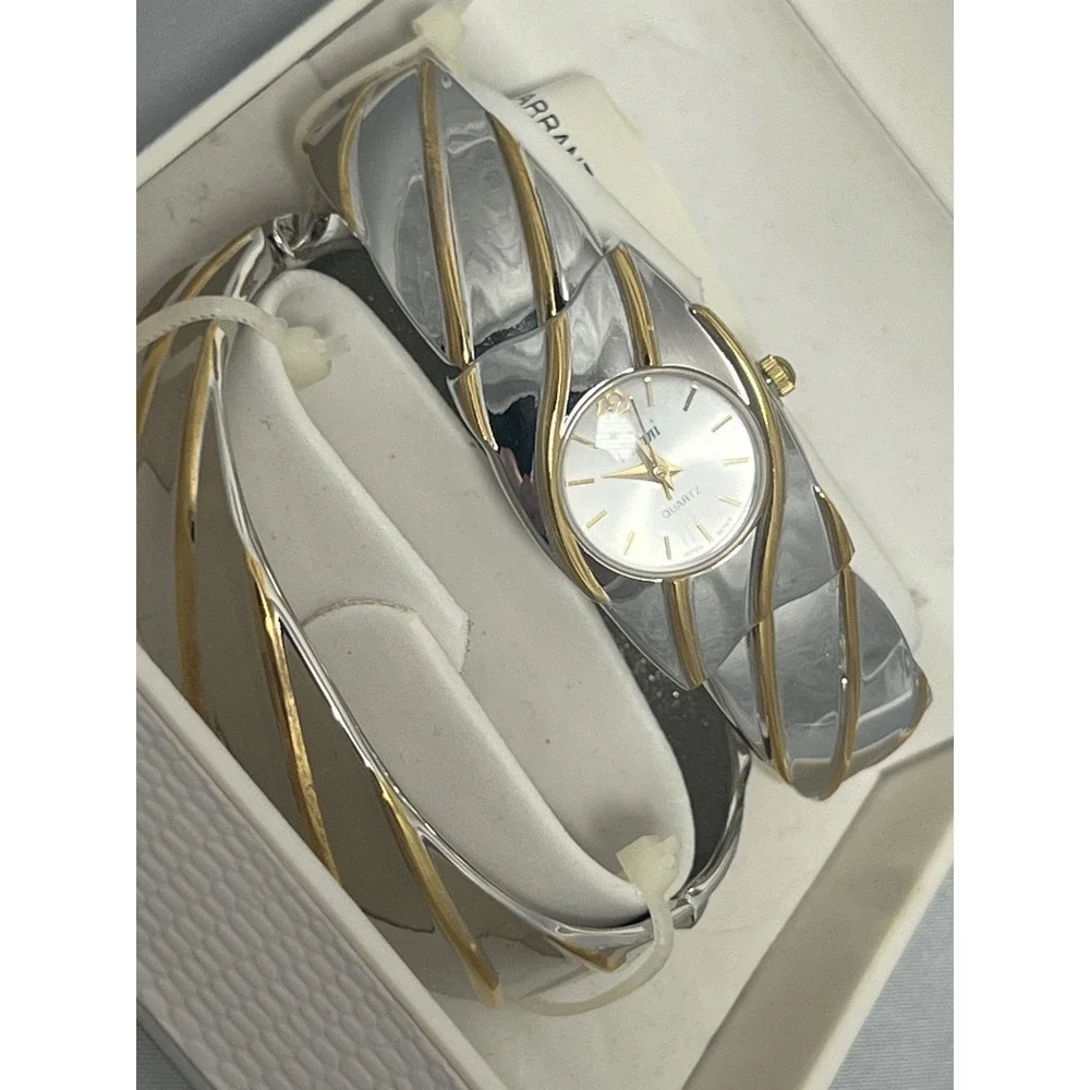 Vivani Women's Two-Tone Silver Gold‎ Tone Quartz Bracelet Wristwatch Watch NEW
